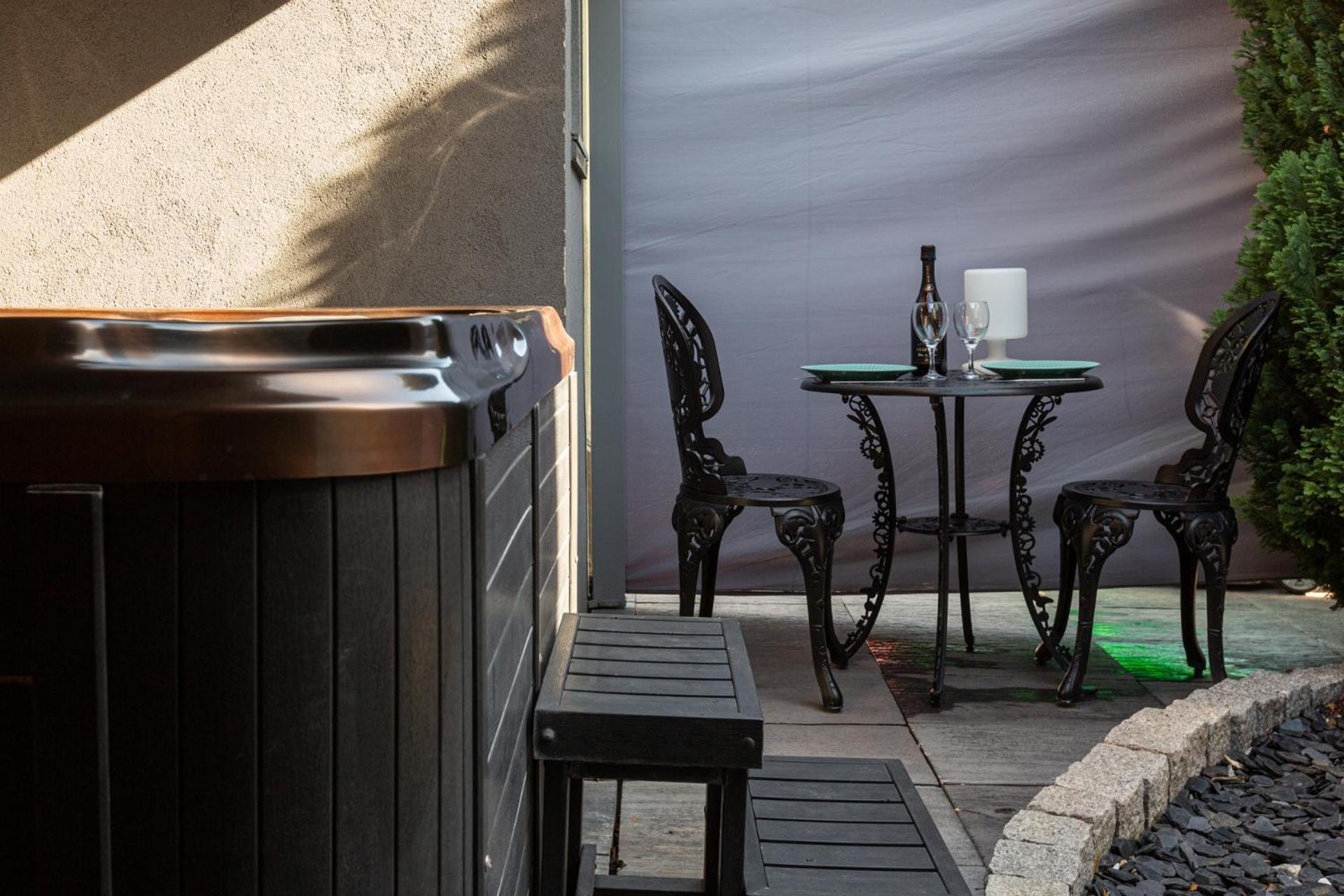 Gites Spa Strasbourg - Studio Romantique, Jacuzzi, Sauna, Terrasse Privee Furdenheim Kültér fotó